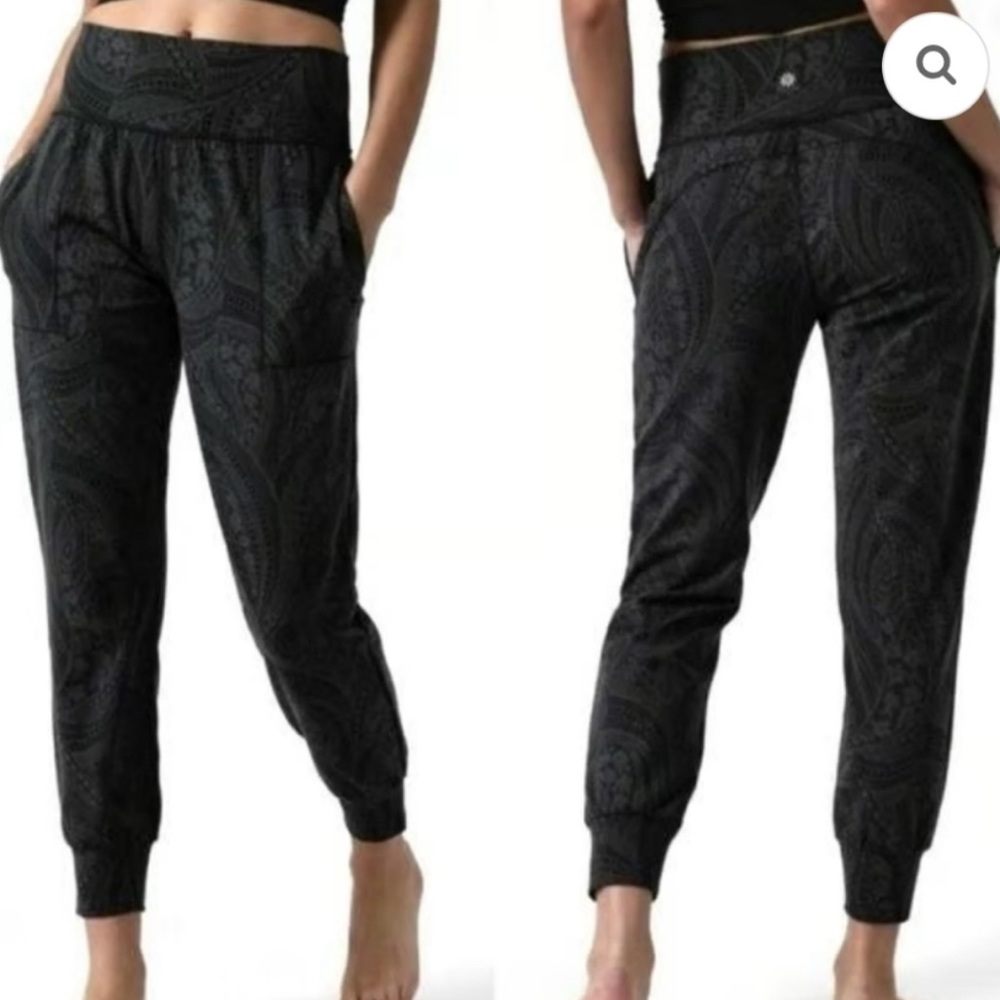 Athleta Salutation Textured Gray Patterned Jogger… - image 6